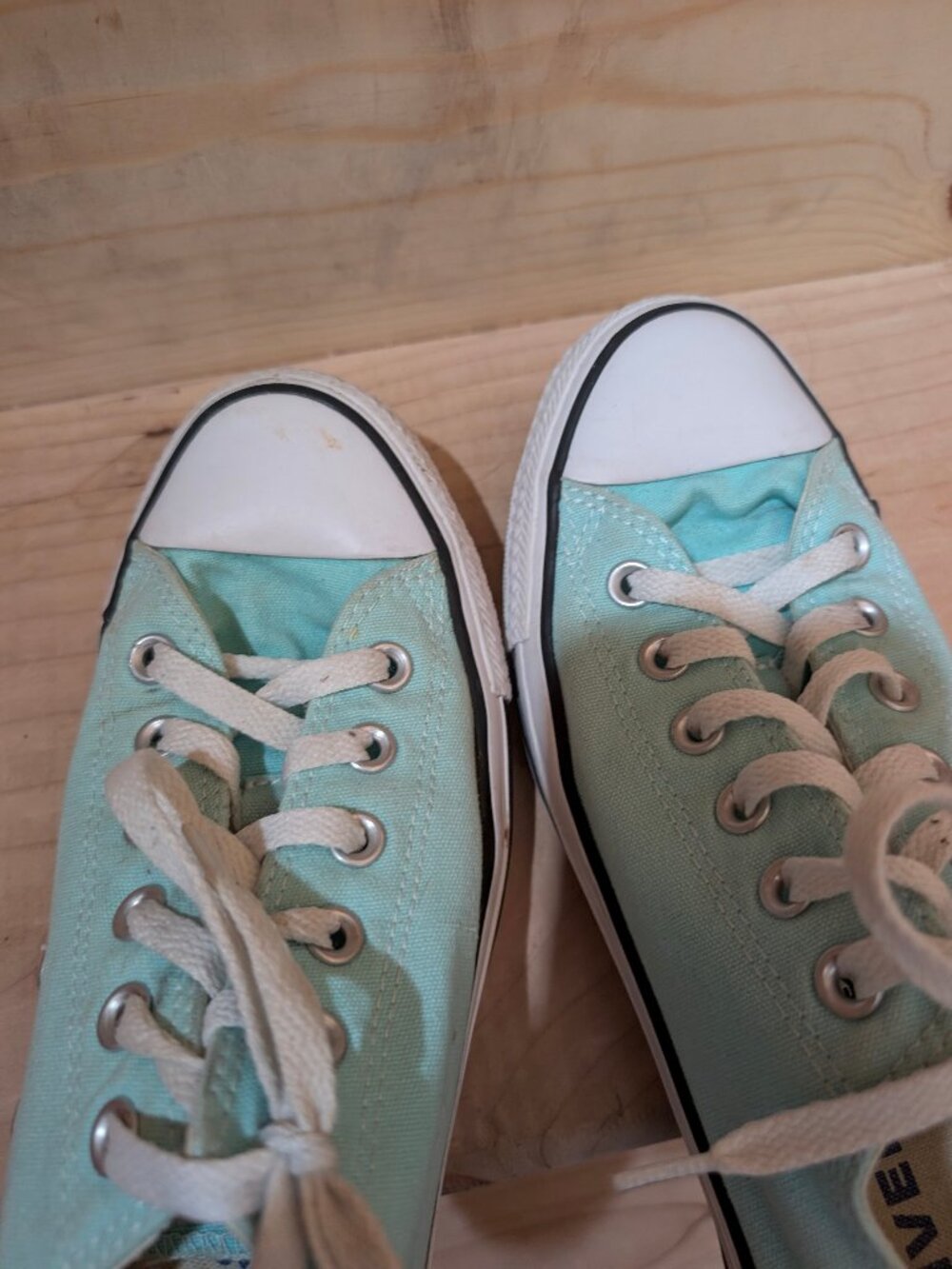 EUC Converse Low Tops Women's 9 Chuck Taylor All Star Lo-Top Aruba Blue sneakers - Picture 6 of 9
